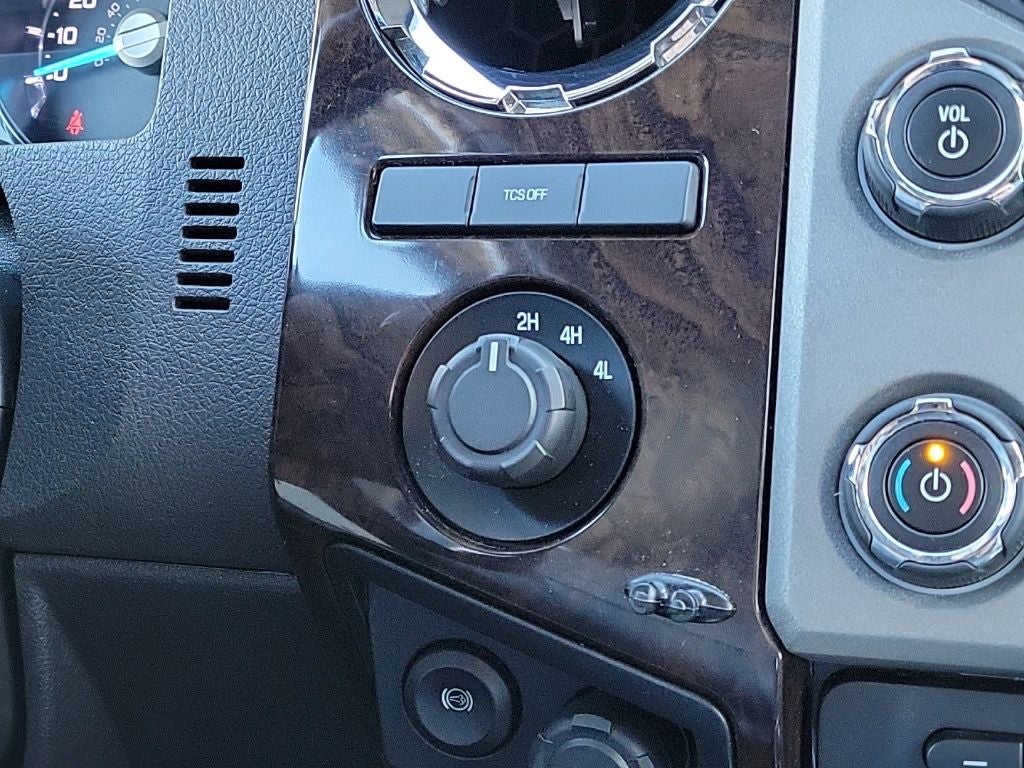 2016 Ford F-350SD Platinum DRW