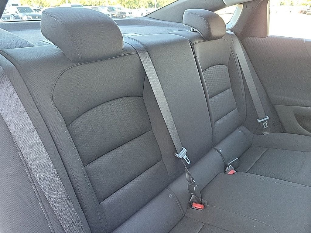 2022 Chevrolet Malibu LS 1LS