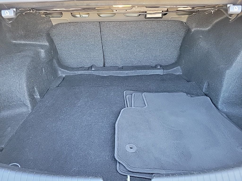 2022 Chevrolet Malibu LS 1LS