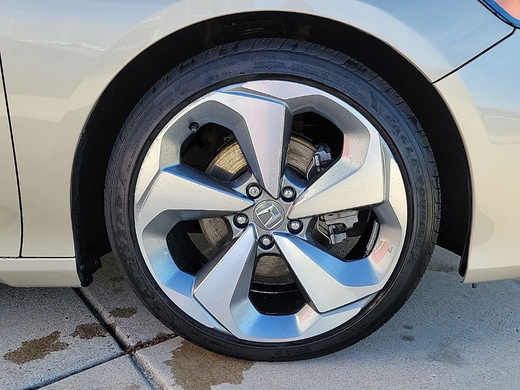 2018 Honda Accord Touring 2.0T
