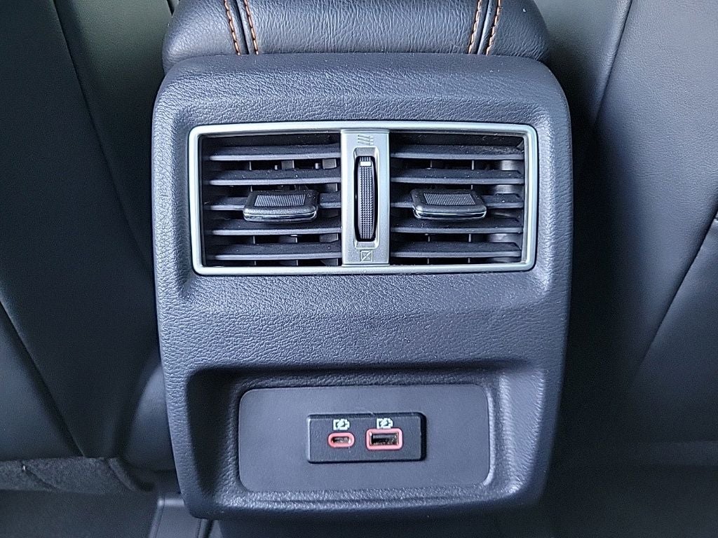 2023 Nissan Maxima SR