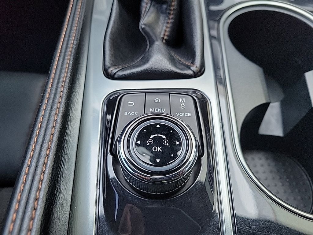 2023 Nissan Maxima SR