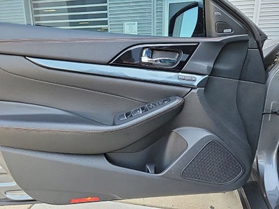 2023 Nissan Maxima SR