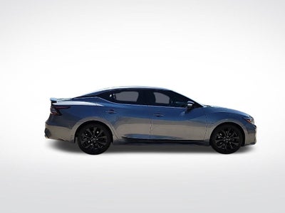 2023 Nissan Maxima SR