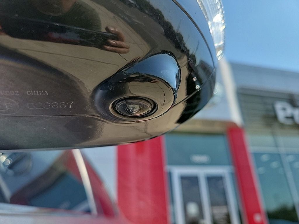 2023 Nissan Maxima SR