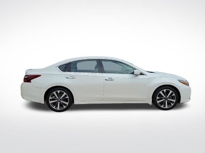 2017 Nissan Altima 2.5 SR
