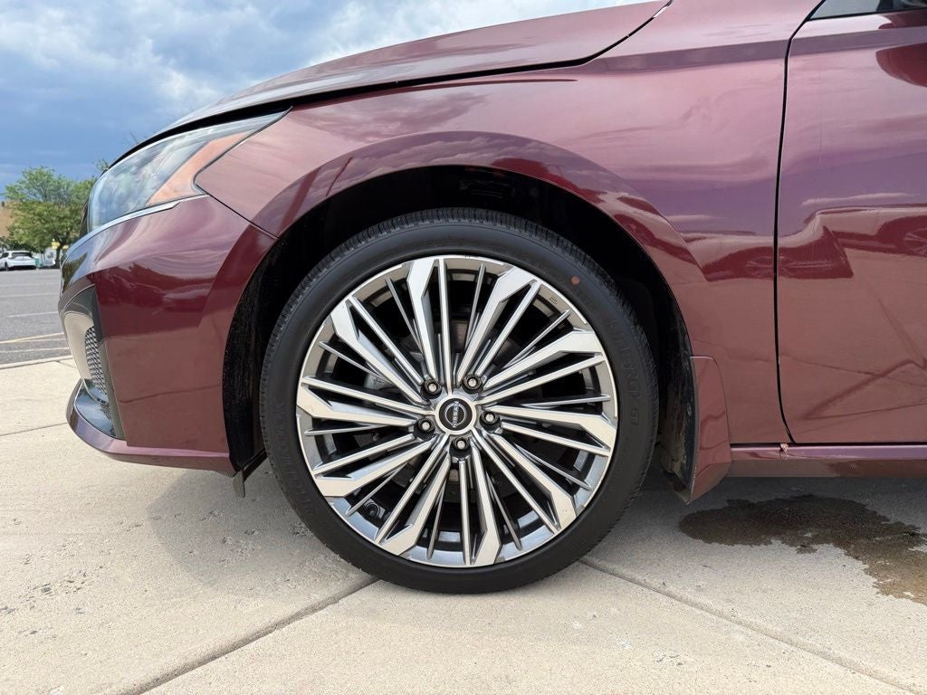 2024 Nissan Altima 2.5 SL