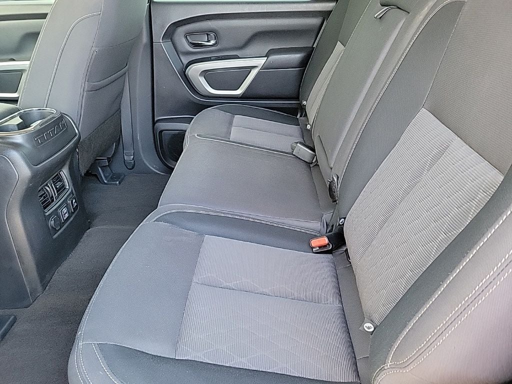 2021 Nissan Titan SV