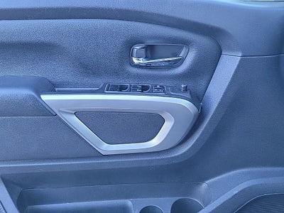 2021 Nissan Titan SV