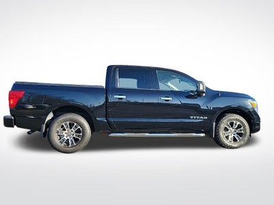 2021 Nissan Titan SV