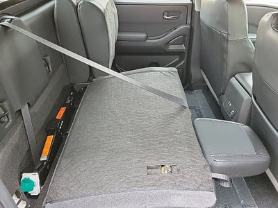 2024 Nissan Frontier SL