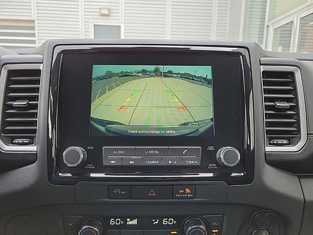 2024 Nissan Frontier SL