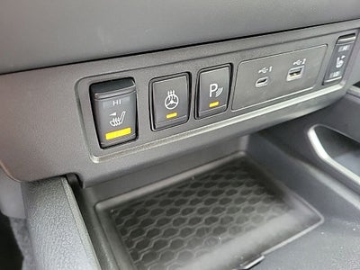 2024 Nissan Frontier SL