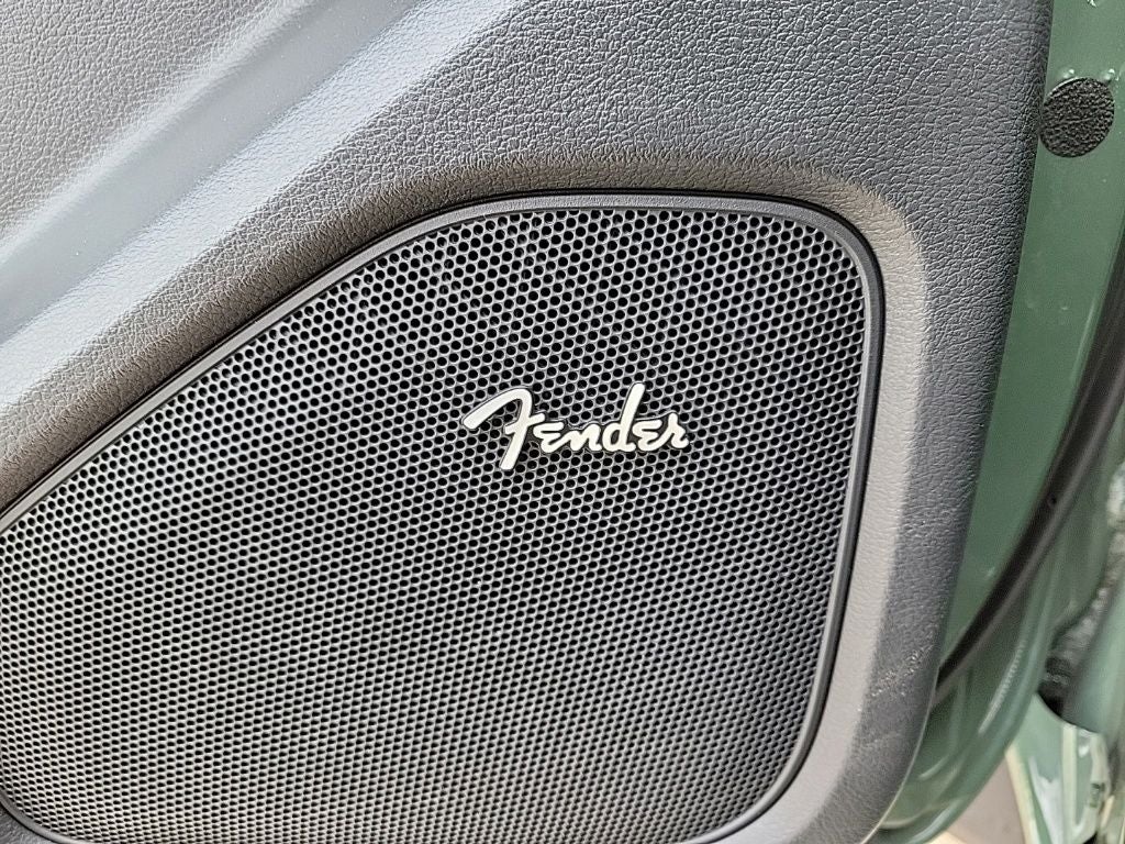 2024 Nissan Frontier SL