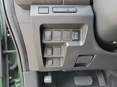 2024 Nissan Frontier SL