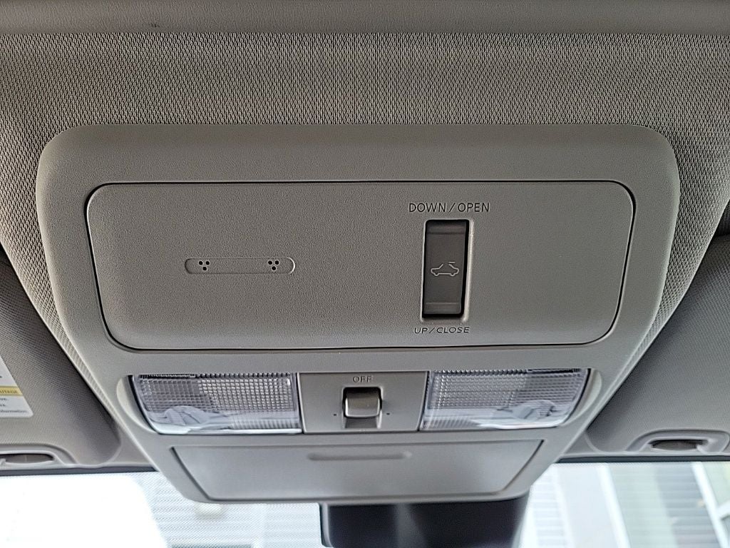2024 Nissan Frontier SL