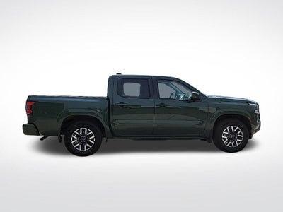 2024 Nissan Frontier SL