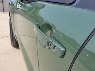 2024 Nissan Frontier SL