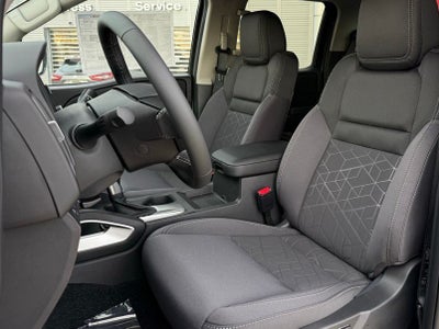 2025 Nissan Frontier Crew Cab SV