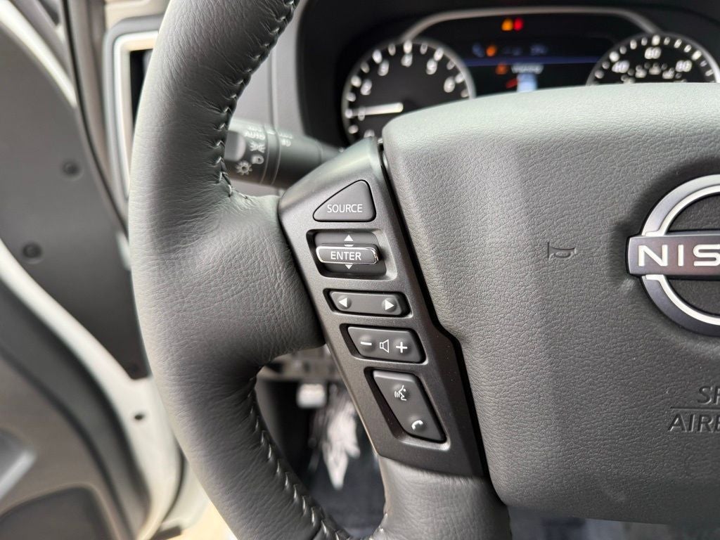 2025 Nissan Frontier Crew Cab SV