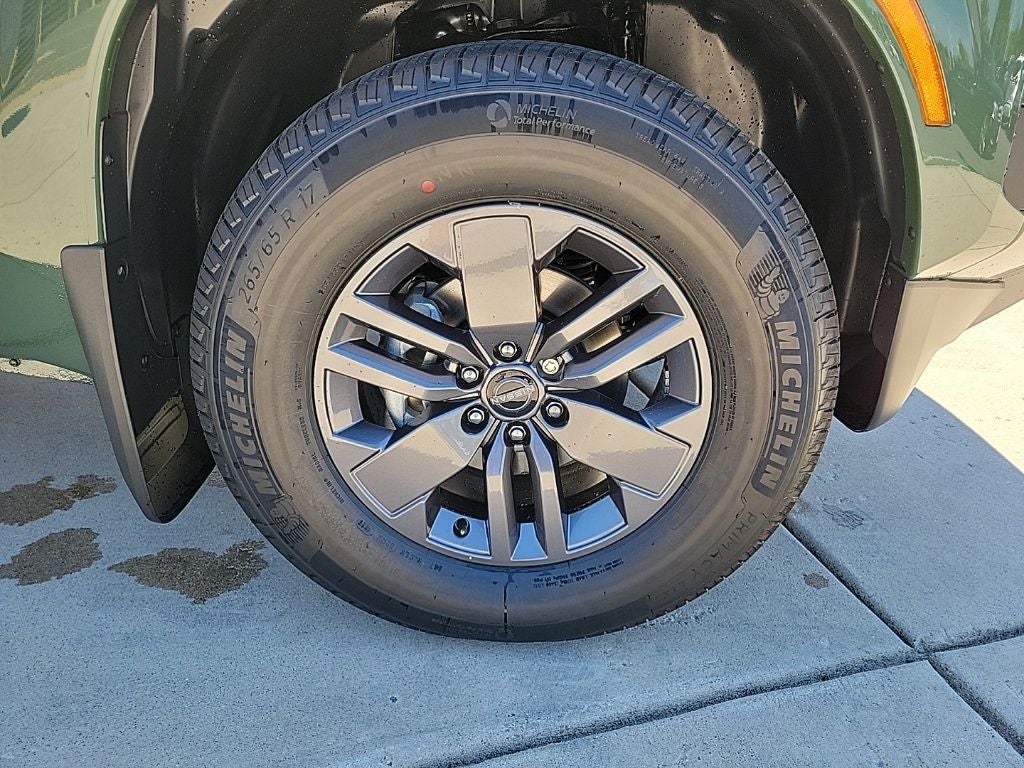 2026 Nissan Frontier Crew Cab SV