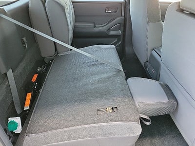 2023 Nissan Frontier Crew Cab SV
