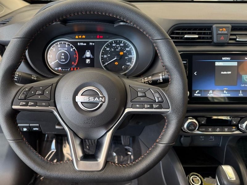2025 Nissan Versa SR