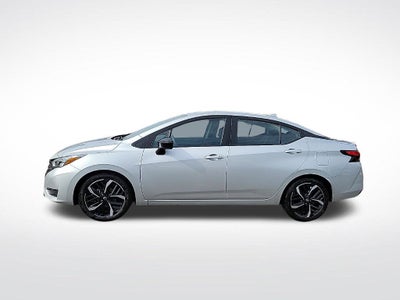 2024 Nissan Versa 1.6 SR