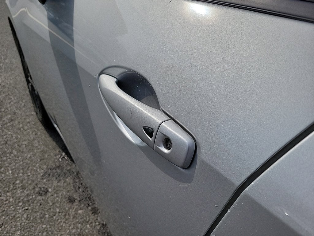 2024 Nissan Versa 1.6 SR