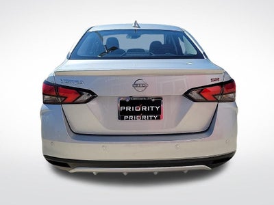 2025 Nissan Versa SR