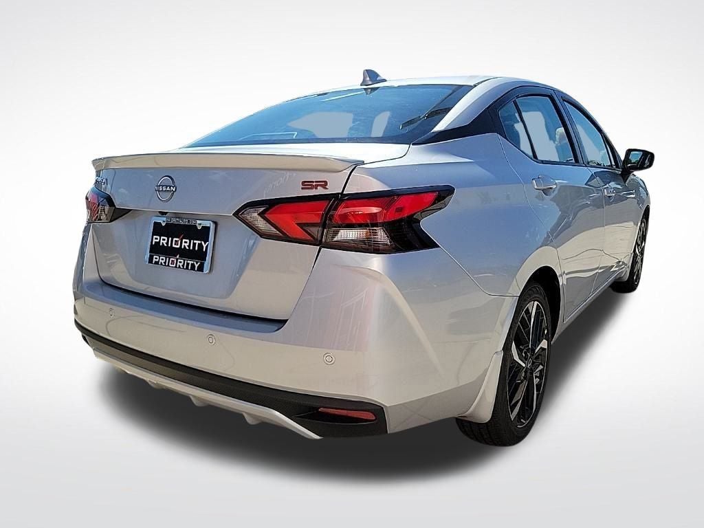 2025 Nissan Versa SR