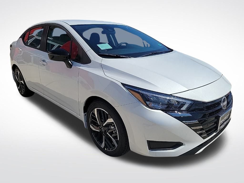 2025 Nissan Versa SR