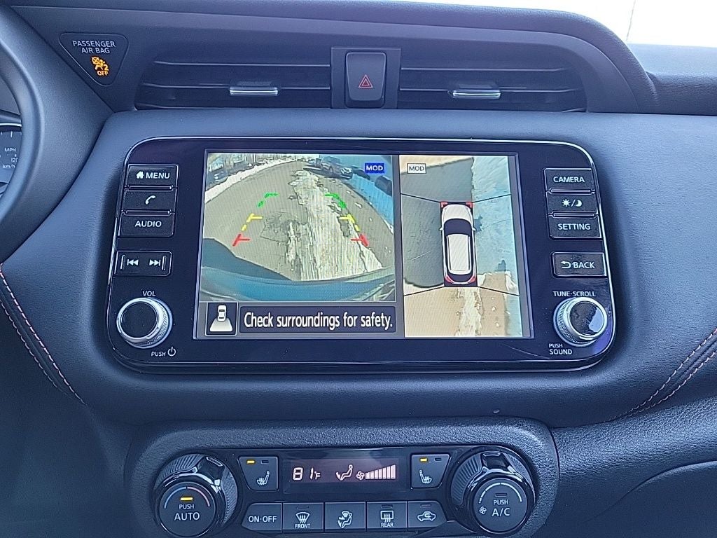 2023 Nissan Kicks SR