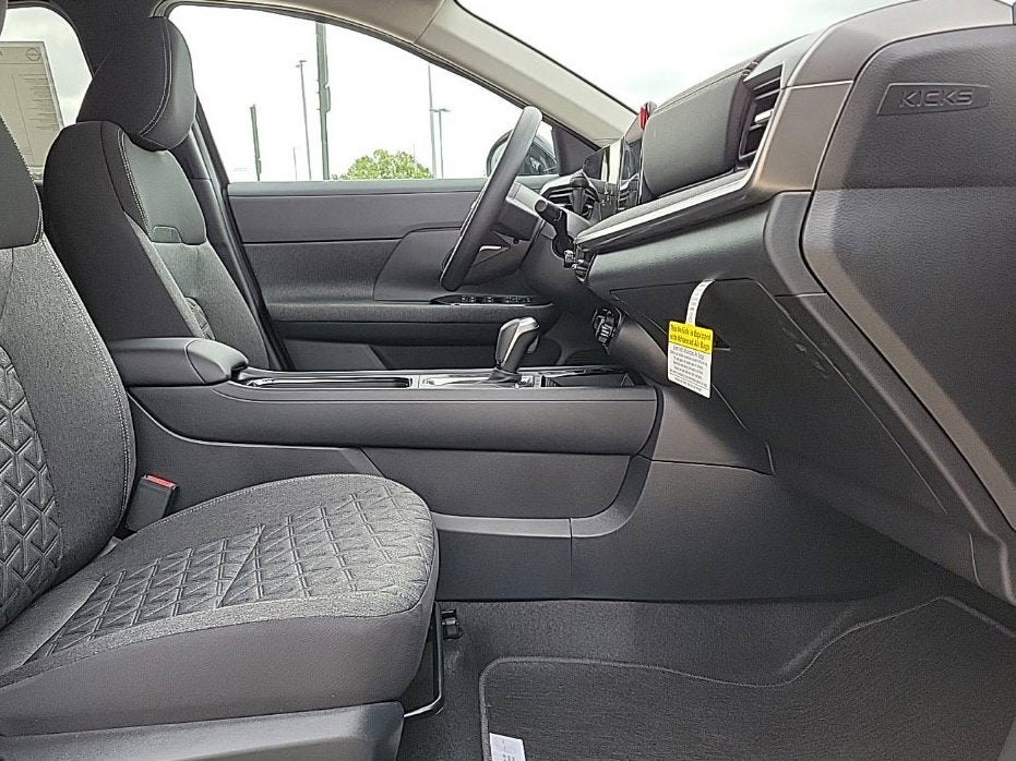2027 Nissan Kicks SV