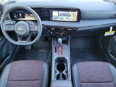 2025 Nissan Kicks SR
