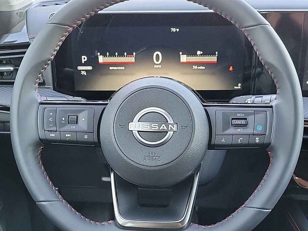 2025 Nissan Kicks SR
