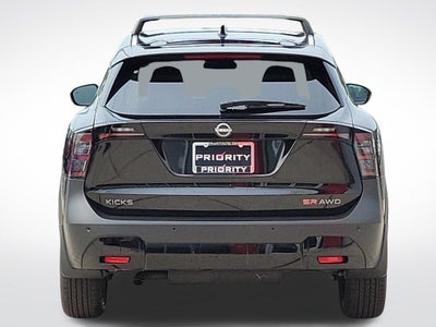 2026 Nissan Kicks SR