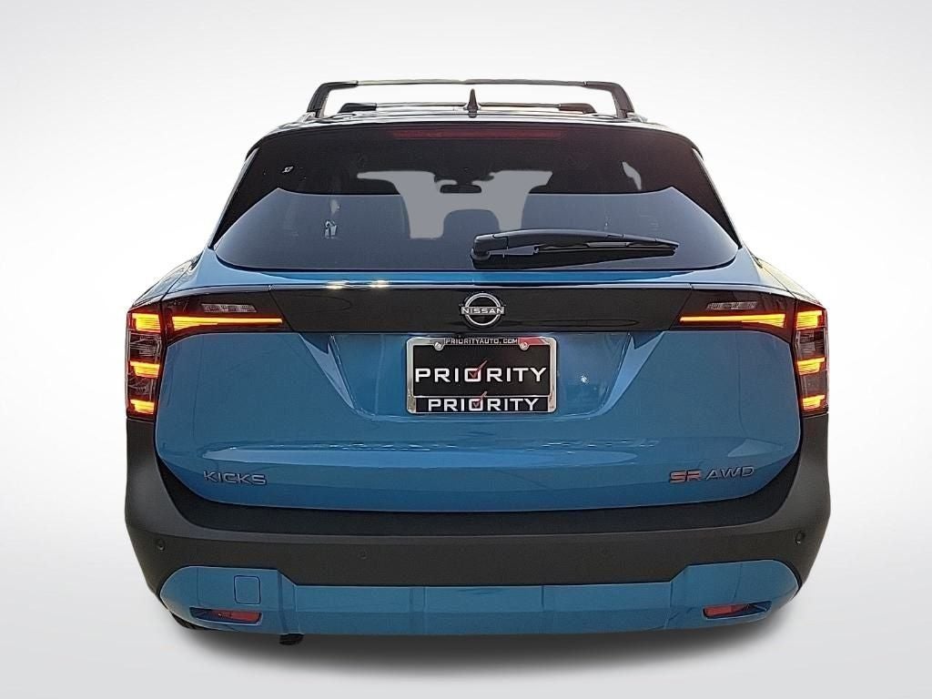 2026 Nissan Kicks SR