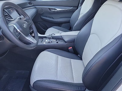 2023 INFINITI QX55 LUXE