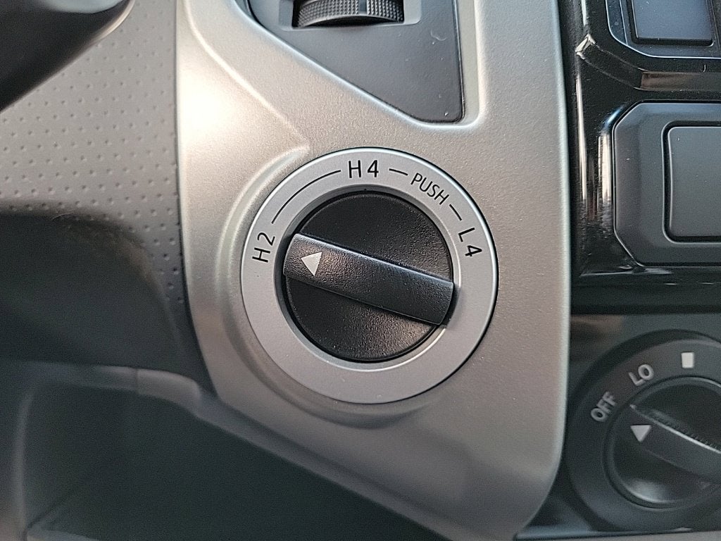 2015 Toyota Tacoma Base V6