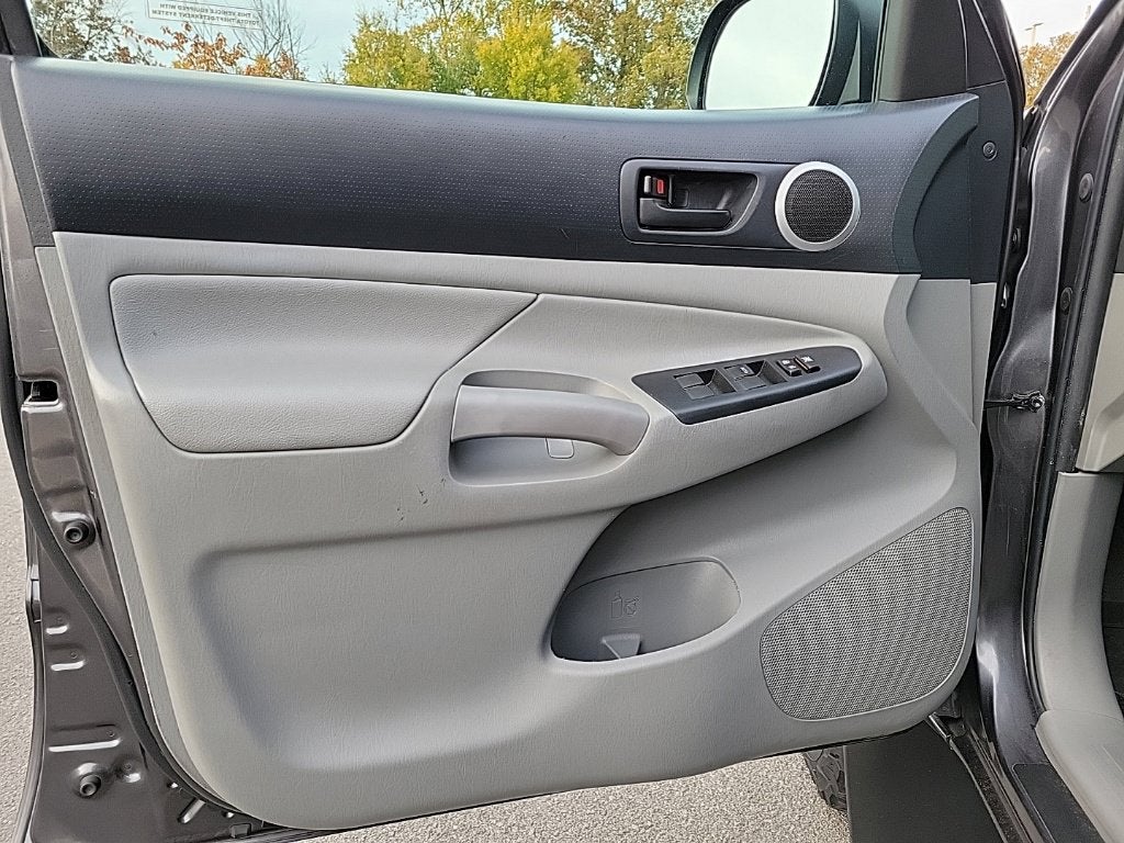 2015 Toyota Tacoma Base V6