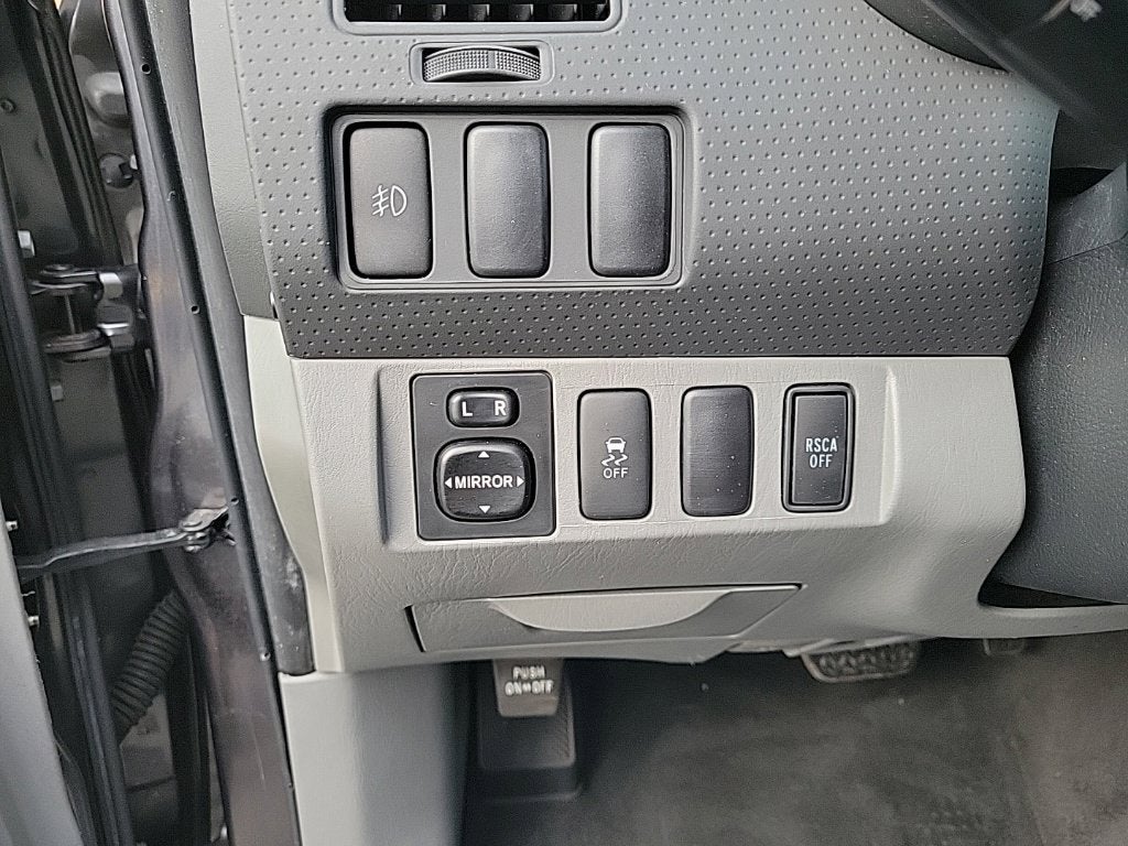 2015 Toyota Tacoma Base V6