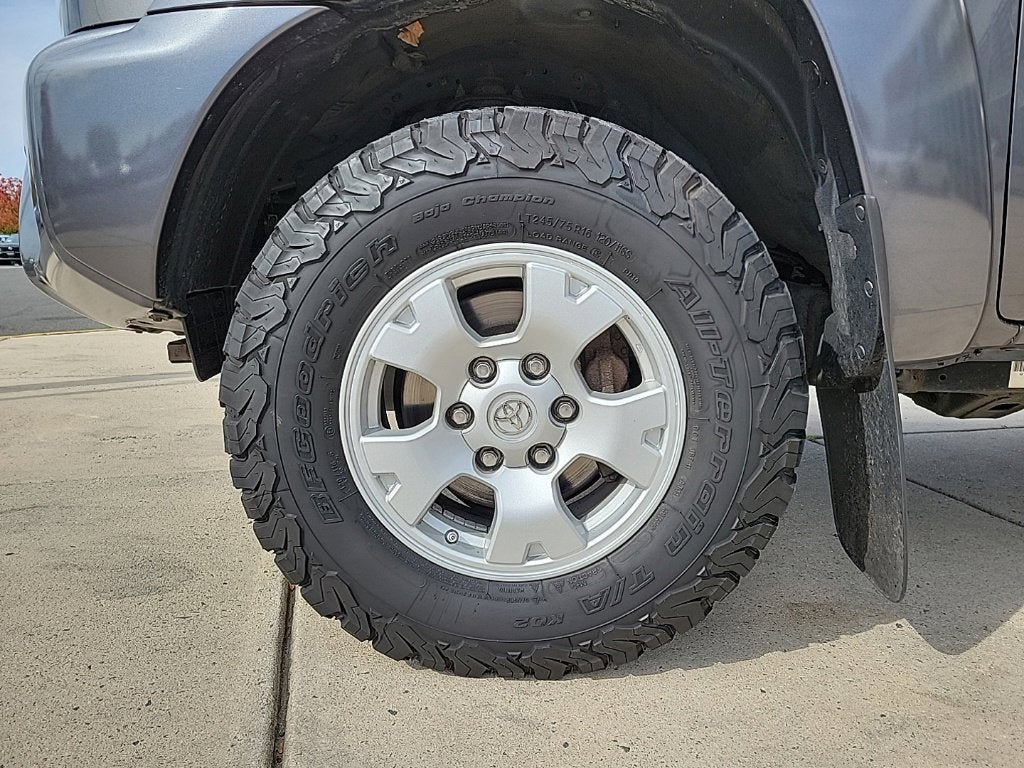 2015 Toyota Tacoma Base V6