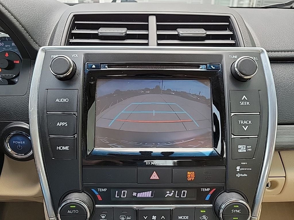 2016 Toyota Camry Hybrid XLE