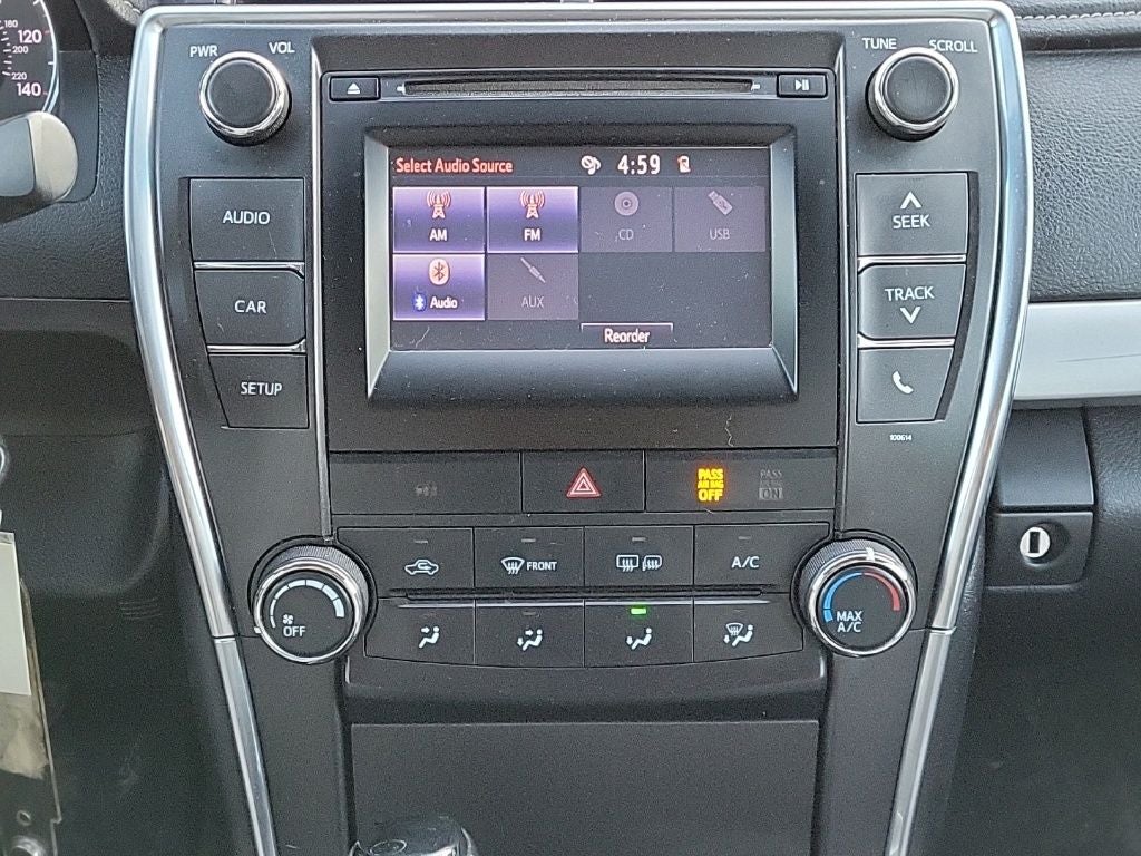 2017 Toyota Camry SE