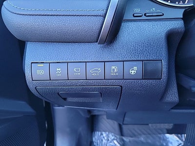 2022 Toyota Camry Hybrid XLE