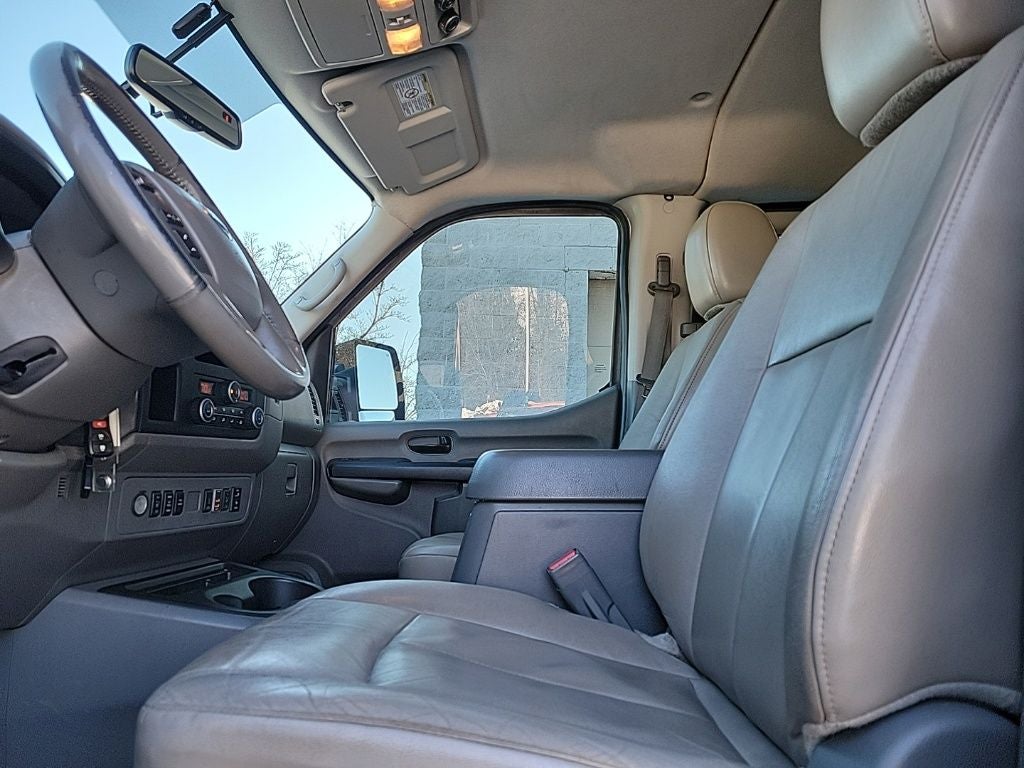 2016 Nissan NV Passenger SL