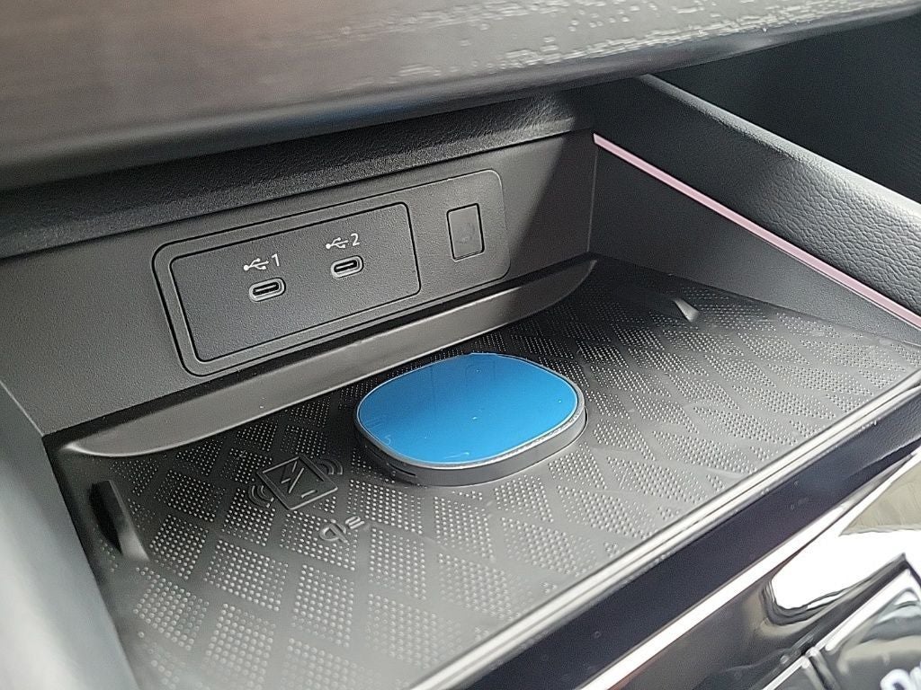 2026 Nissan N/A Platinum