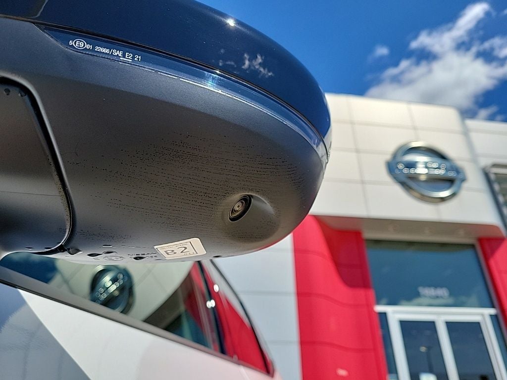 2026 Nissan N/A Platinum