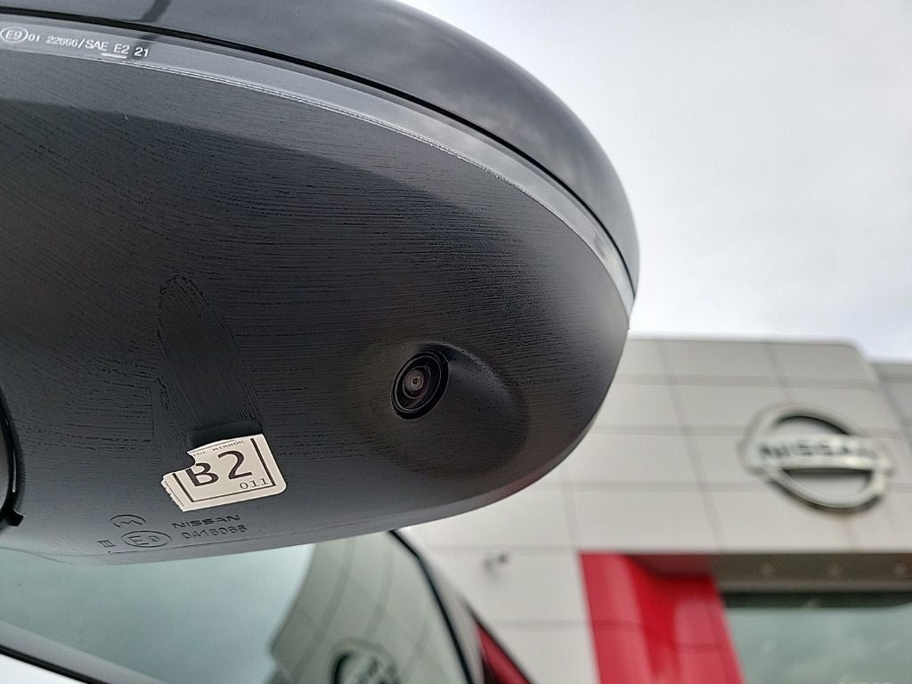 2026 Nissan N/A Platinum